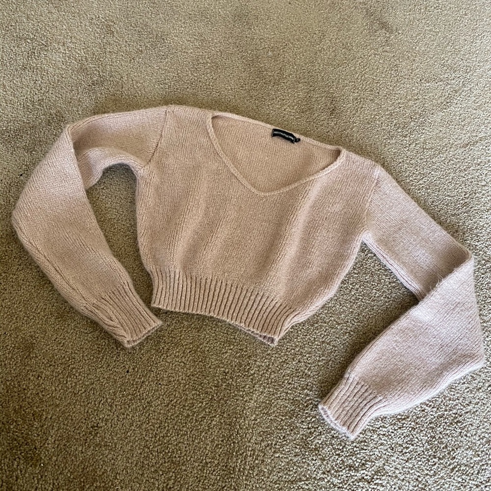 pink sweater